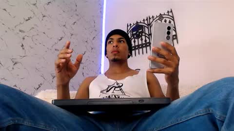 Lorian Vikel  online show from October 12, 2025, 8:52 pm