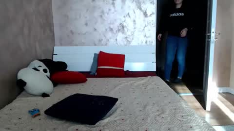 LorraGrey online show from March 2, 2026, 6:47 am