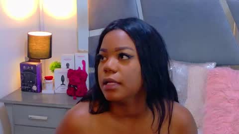 Snapshot of lorraine_johnson chatting on June 11, 2026, 4:27 pm lorraine_johnson online show from June 11, 2026, 4:27 pm