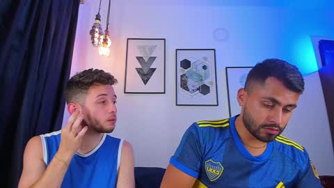 Snapshot of los_juanes chatting on January 10, 2025, 7:54 pm JUAN  JUAN online show from January 10, 2025, 7:54 pm