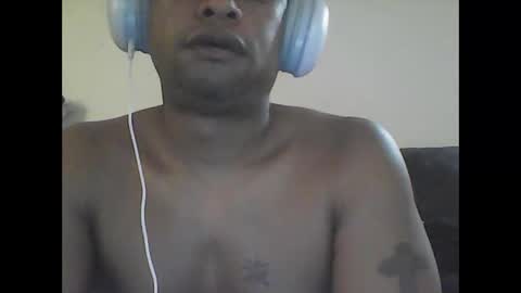 LostGeckos online show from November 10, 2025, 6:01 am