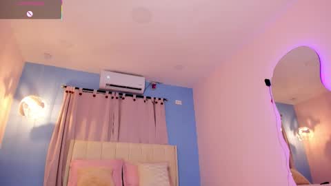 Snapshot of lou_22_ chatting on February 20, 2026, 12:16 pm Lou online show from February 20, 2026, 12:16 pm