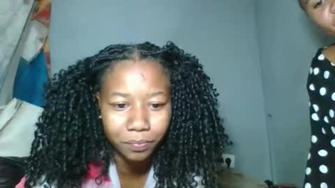 louane98 online show from April 4, 2026, 11:18 am