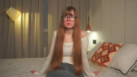 Snapshot of louettakarn chatting on May 18, 2026, 5:30 pm Sade online show from May 18, 2026, 5:30 pm