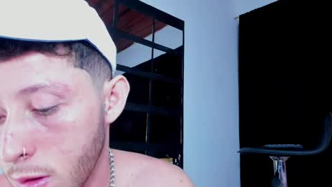 Snapshot of louis_bcasta1 chatting on December 29, 2024, 11:07 am OF louis bcasta1 online show from December 29, 2024, 11:07 am