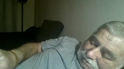 louis_chokdee online show from December 19, 2024, 8:13 pm