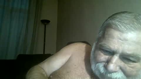 louis_chokdee online show from January 5, 2025, 3:55 pm