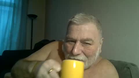 louis_chokdee online show from February 15, 2025, 4:34 pm