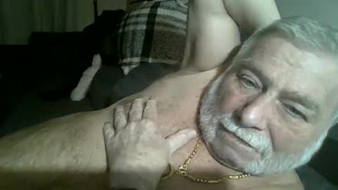 louis_chokdee online show from March 8, 2025, 6:26 pm