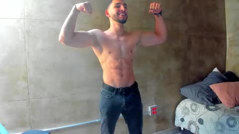 Louis online show from March 3, 2025, 7:17 pm