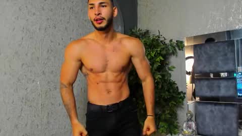 Louis online show from October 2, 2025, 7:43 pm