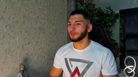 Louis online show from October 24, 2025, 11:23 pm