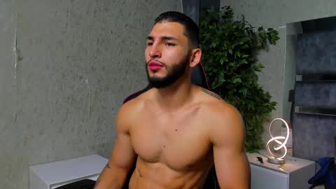 Louis online show from November 24, 2025, 4:07 pm