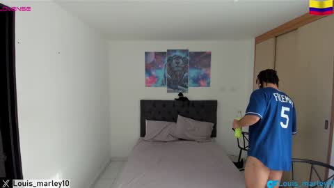 louis_marley_ online show from January 13, 2025, 12:56 pm