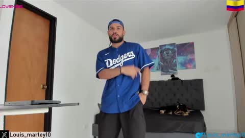 louis_marley_ online show from February 27, 2025, 7:37 pm