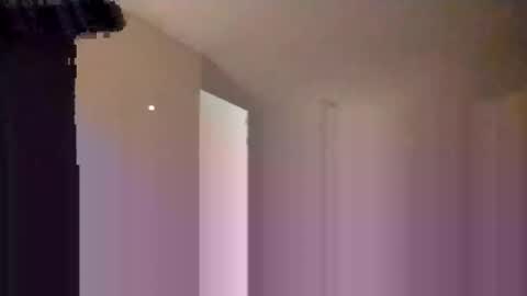 louisefemboy online show from November 17, 2025, 11:54 pm