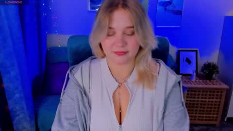 Loise online show from November 5, 2025, 9:04 pm