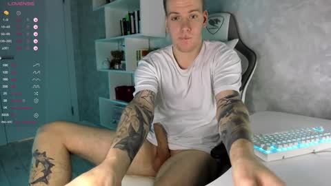 Louis  online show from January 30, 2025, 4:55 pm