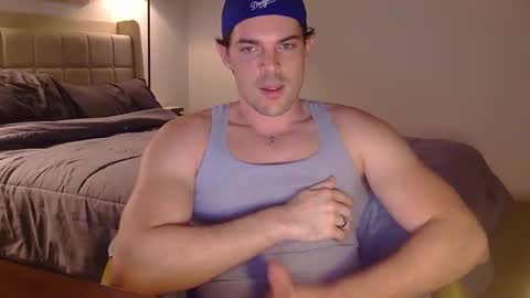 Snapshot of louisvalmer chatting on March 1, 2026, 4:58 am Louis Valmer online show from March 1, 2026, 4:58 am