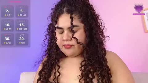 lourdes_moon22 online show from January 5, 2026, 5:27 pm