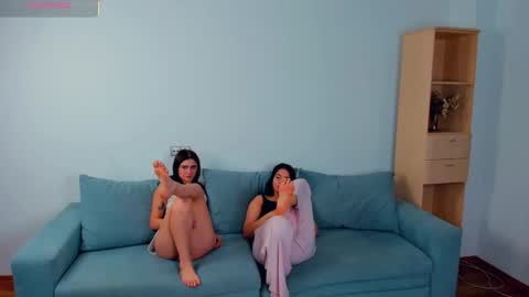 Snapshot of louriezita chatting on October 7, 2025, 4:42 am Brook and Del online show from October 7, 2025, 4:42 am