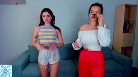 Snapshot of louriezita chatting on October 10, 2025, 4:44 am Brook and Del online show from October 10, 2025, 4:44 am