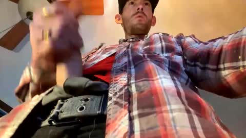 Snapshot of lov3cams chatting on December 23, 2024, 12:14 am HoneydickNick online show from December 23, 2024, 12:14 am