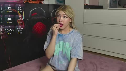 Snapshot of lovamanda chatting on May 22, 2026, 9:53 pm lovamanda online show from May 22, 2026, 9:53 pm