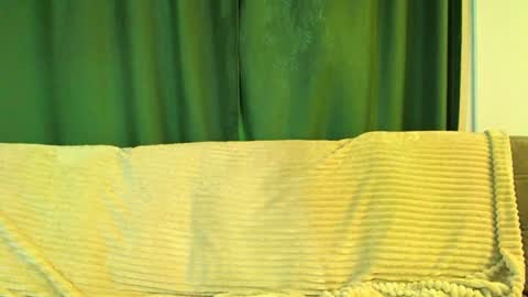 Cute face online show from October 30, 2025, 3:08 am