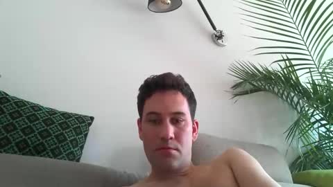 love_control online show from May 9, 2026, 12:21 pm