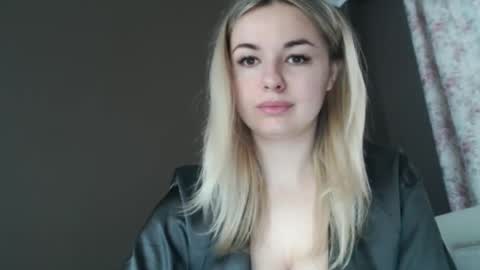 Megane online show from April 17, 2026, 7:22 am