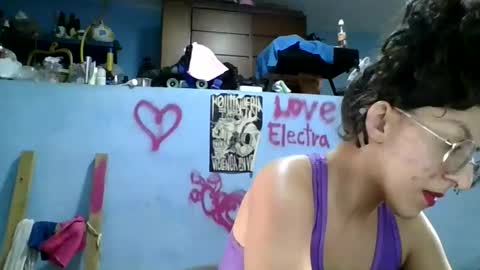 love_electra online show from October 16, 2025, 4:19 pm