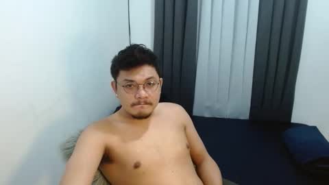 Snapshot of love_hottieh chatting on November 5, 2025, 8:03 am love_hottieh online show from November 5, 2025, 8:03 am