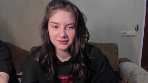 Snapshot of love_lina_muuur chatting on February 16, 2026, 3:30 pm LINA online show from February 16, 2026, 3:30 pm