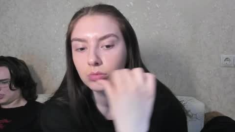 LINA online show from April 4, 2026, 1:52 pm