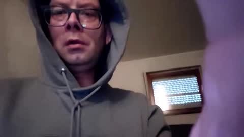 Snapshot of love_pornmovies chatting on April 3, 2026, 4:38 pm LovePorn online show from April 3, 2026, 4:38 pm