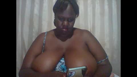 Lynn online show from December 13, 2024, 12:53 am