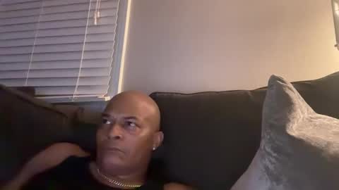 loved19 online show from November 13, 2025, 6:01 am