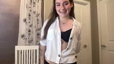 Olivia Rose online show from March 23, 2026, 8:35 pm