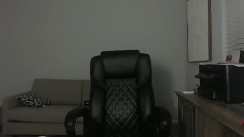 lovehatlovers online show from April 11, 2026, 9:13 am