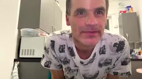 Snapshot of loveit23456 chatting on November 23, 2025, 2:33 am getnaked123 online show from November 23, 2025, 2:33 am