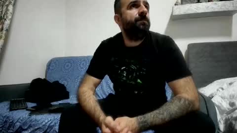 loveivat80 online show from November 20, 2025, 5:12 pm