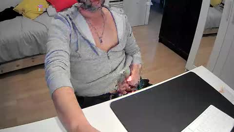 Jules online show from October 29, 2025, 8:38 am