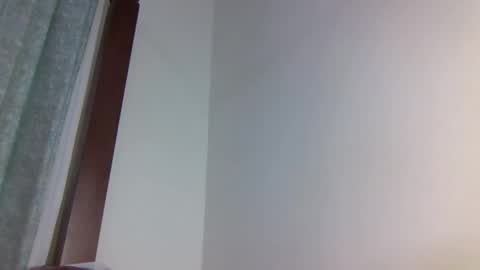 lovelbrownie online show from January 18, 2026, 6:39 am