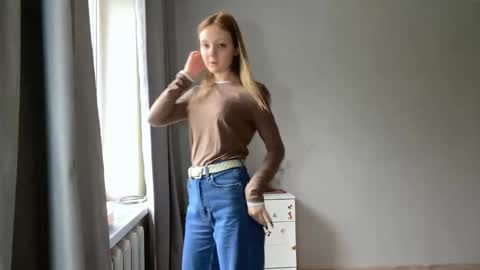 Ella online show from November 5, 2025, 6:13 am