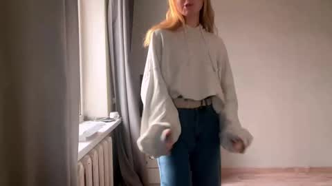 Ella online show from December 15, 2025, 6:17 am