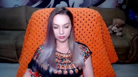 Snapshot of lovellymalina chatting on December 11, 2024, 2:22 pm private open online show from December 11, 2024, 2:22 pm