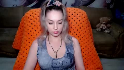 Snapshot of lovellymalina chatting on January 3, 2025, 1:14 pm private open online show from January 3, 2025, 1:14 pm