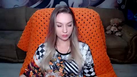 Snapshot of lovellymalina chatting on January 6, 2025, 2:58 pm private open online show from January 6, 2025, 2:58 pm