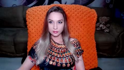 Snapshot of lovellymalina chatting on January 29, 2025, 4:41 pm private open online show from January 29, 2025, 4:41 pm